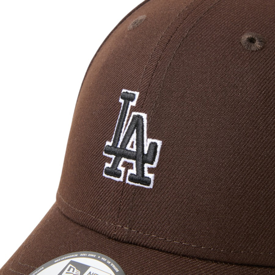 NEW ERA 9FORTY MLB Midsize Logo ロサンゼルス・ドジャース キャップ バーントウッド フロントロゴ刺繍詳細 15137076