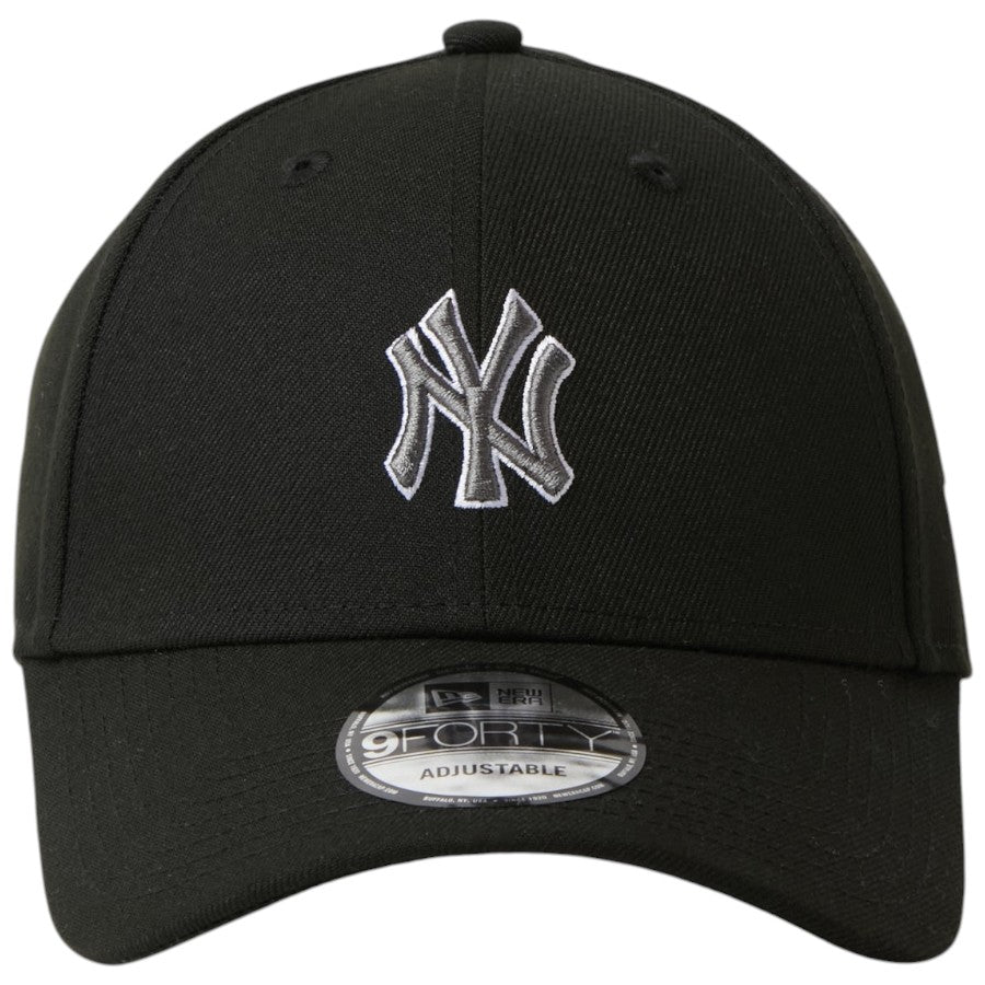 NEW ERA 9FORTY MLB Midsize Logo ニューヨーク・ヤンキース キャップ ブラック 正面 15137070