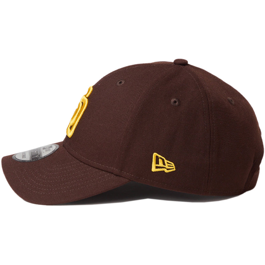 NEW ERA 9FORTY サンディエゴ・パドレス バーントウッド マニラ 左側面 NEフラッグロゴ