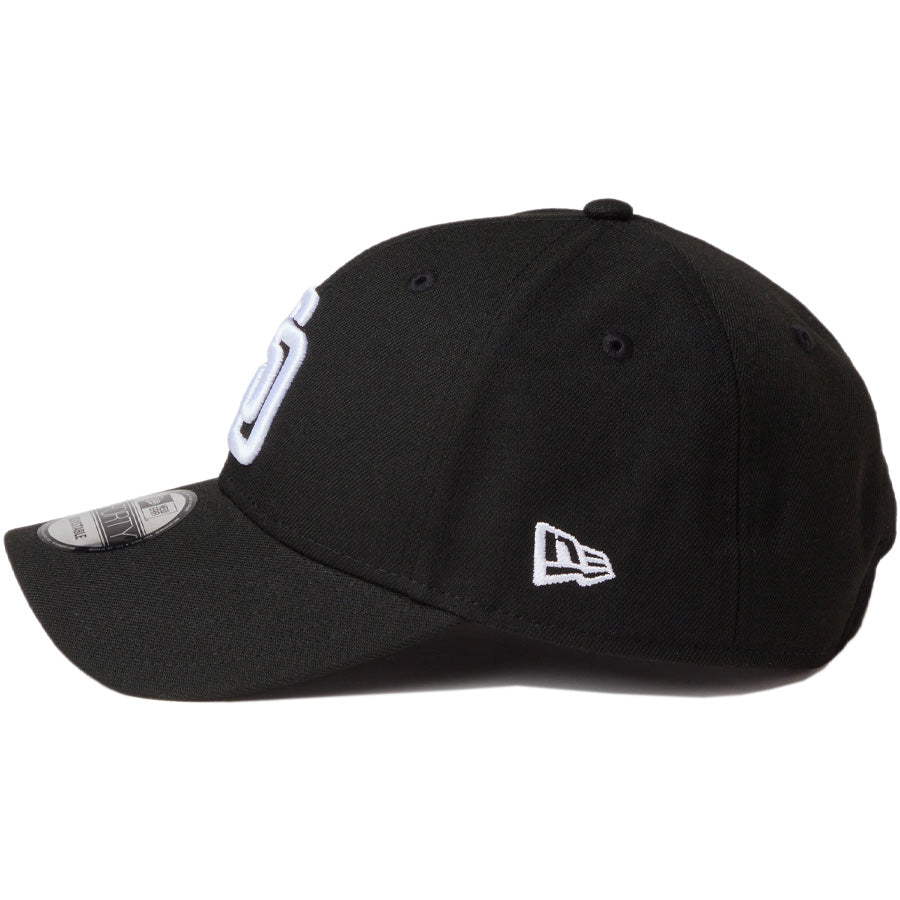 NEW ERA 9FORTY サンディエゴ・パドレス ブラック ホワイト 左側面 NEフラッグロゴ
