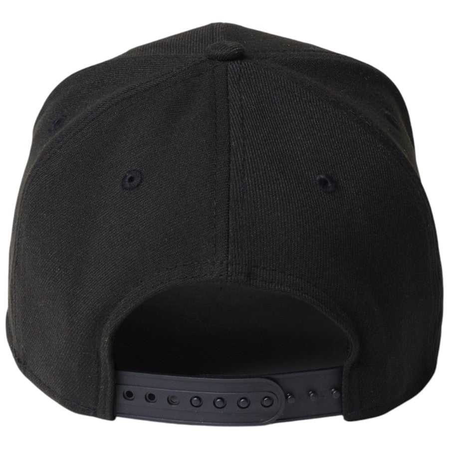 NEW ERA（ニューエラ）9SEVENTY ブラック サイズ調整アジャスター 背面