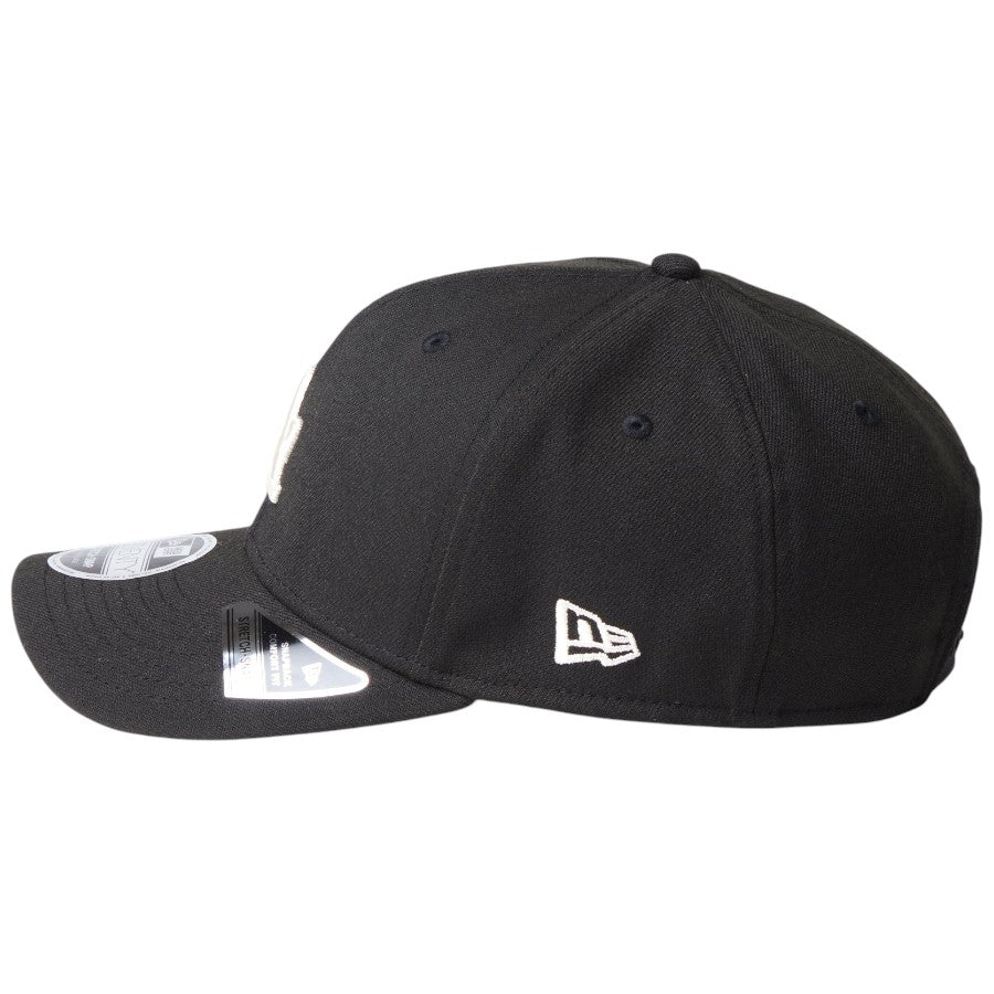 NEW ERA（ニューエラ）9SEVENTY NEフラッグ刺繍 ブラック 左サイド