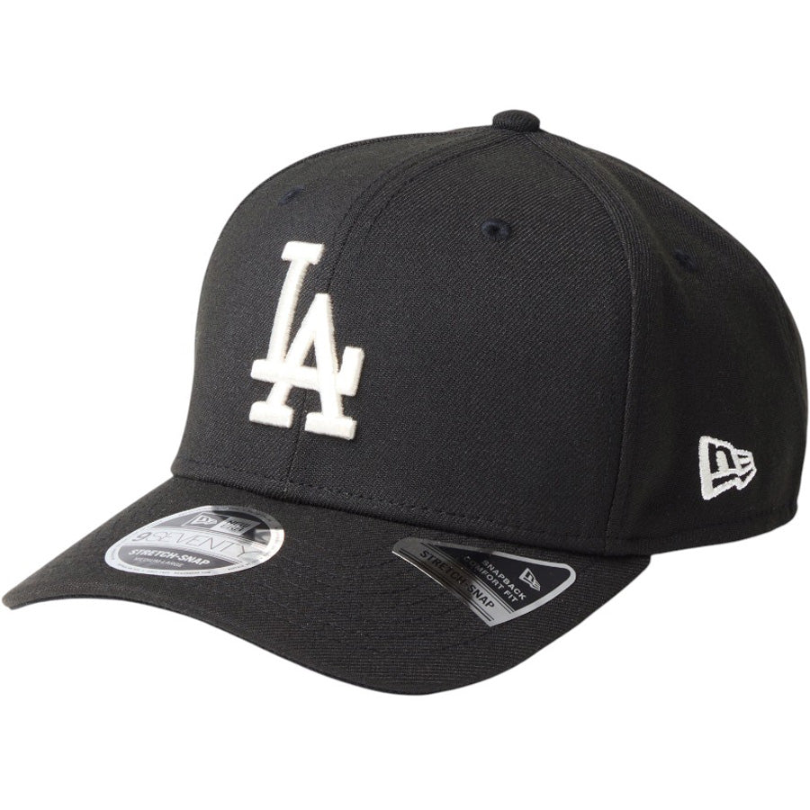 NEW ERA（ニューエラ）9SEVENTY ストレッチスナップ ロサンゼルス・ドジャース ブラック キャップ 左斜め