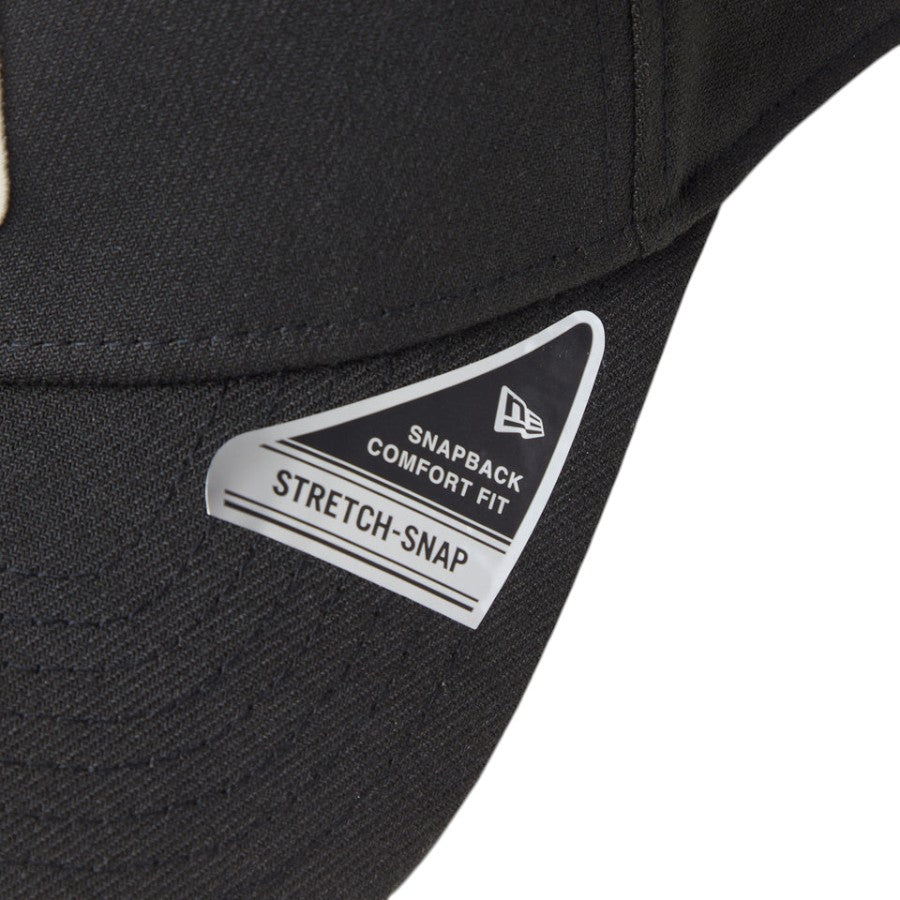 NEW ERA（ニューエラ）9SEVENTY ストレッチスナップ バイザーステッカー ディテール