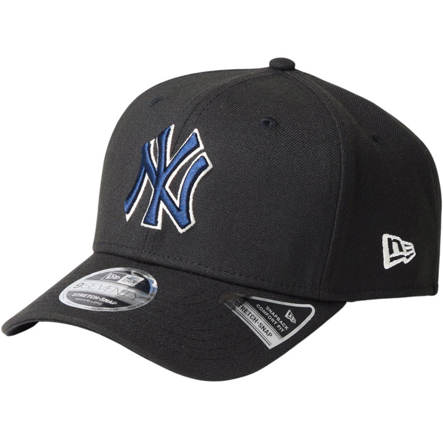 NEW ERA（ニューエラ）9SEVENTY ストレッチスナップ ニューヨーク・ヤンキース ブラック キャップ 左斜め
