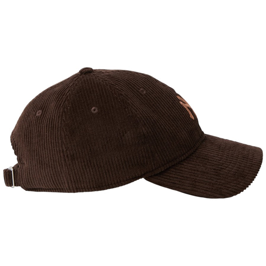 NEW ERA 9TWENTY Corduroy コーデュロイ ニューヨーク・ヤンキース キャップ ブラウン 右向き 15137245