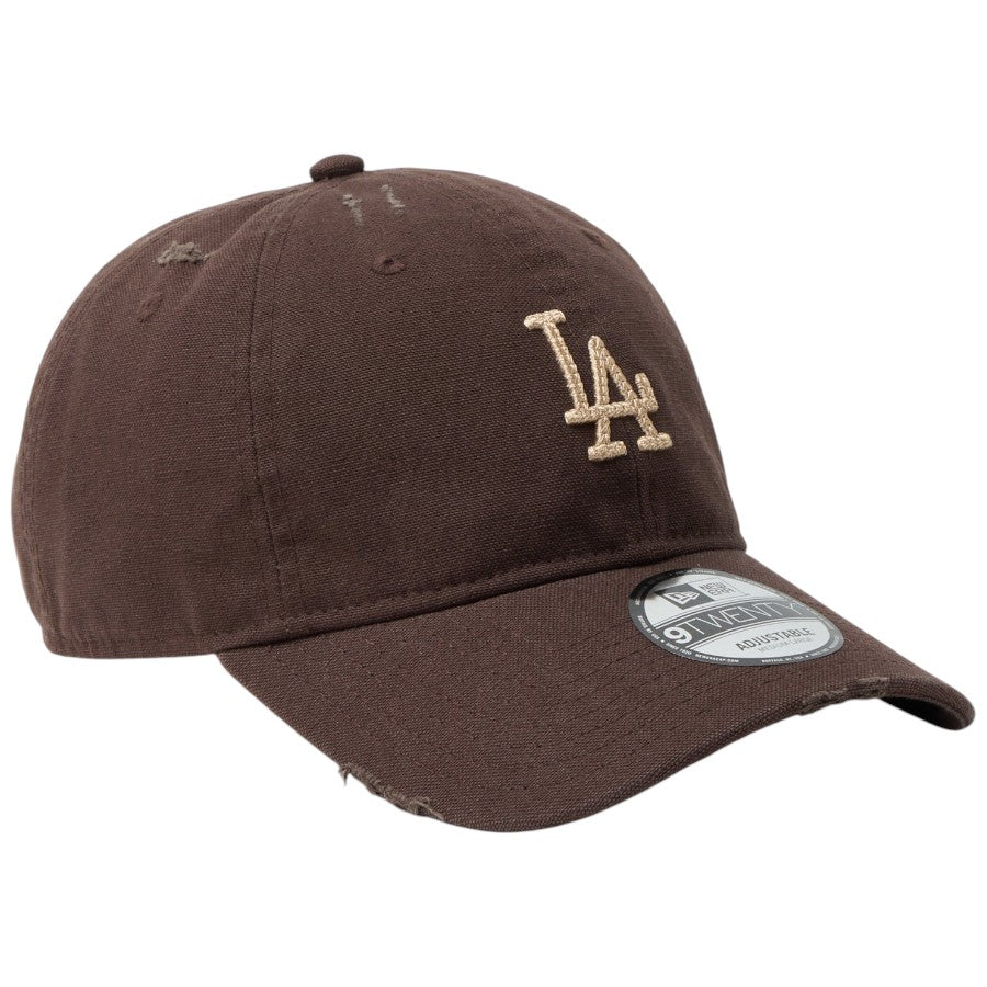 NEW ERA 9TWENTY ドジャース ブラウンスエード 右斜め画像