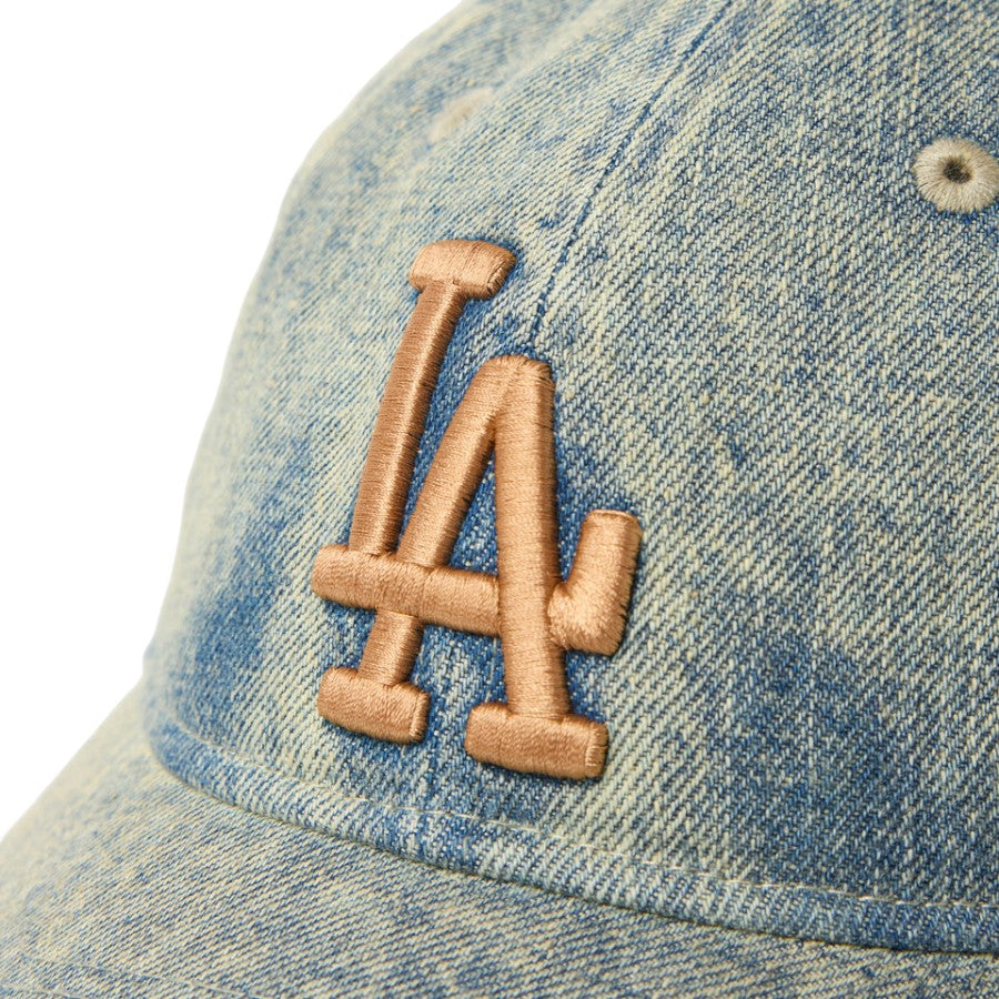 NEW ERA 9TWENTY Over Dye Denim ドジャース キャップ ネイビー フロントLAロゴ刺繍詳細 15137272