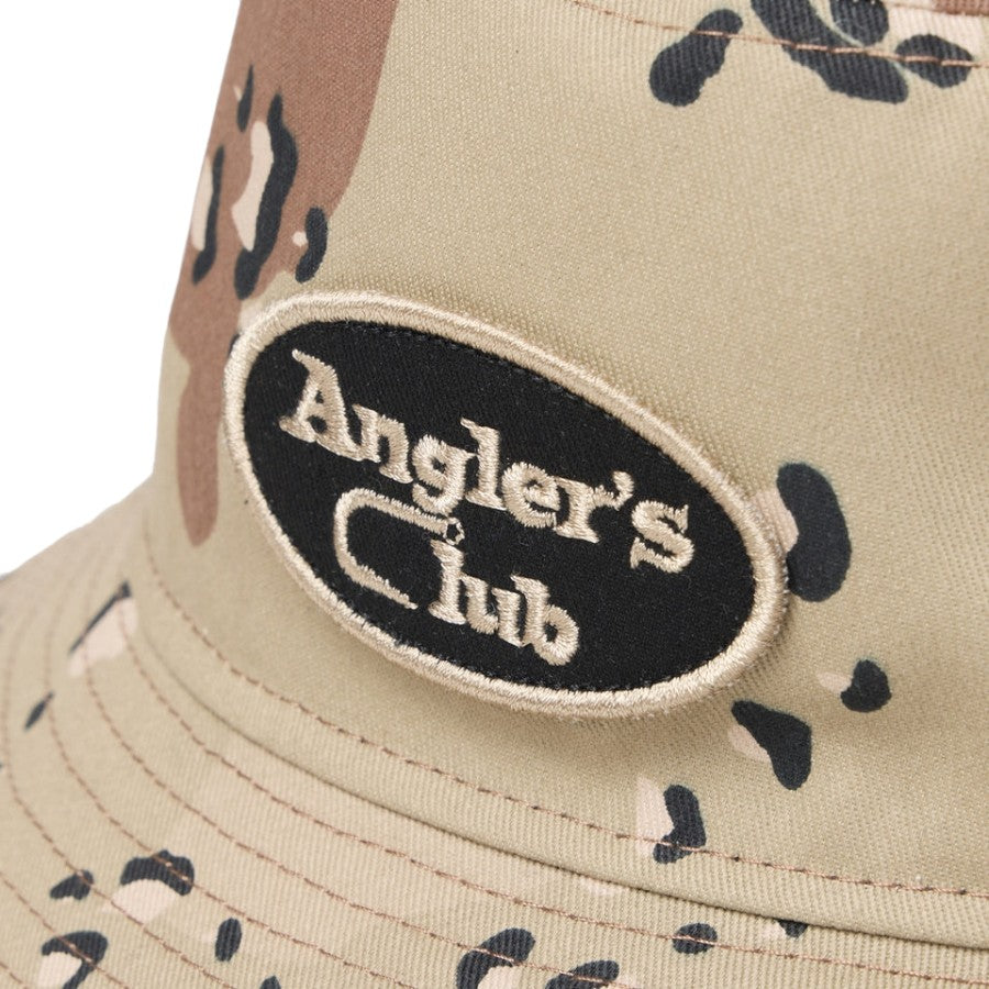 NEW ERA バケット01 Draw Cord Angler Club デザートカモ フロントパッチ詳細 15125081