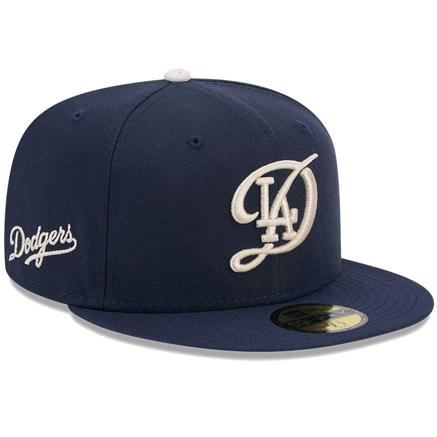 NEW ERA 59FIFTY ドジャース スクリプトロゴ 右斜め