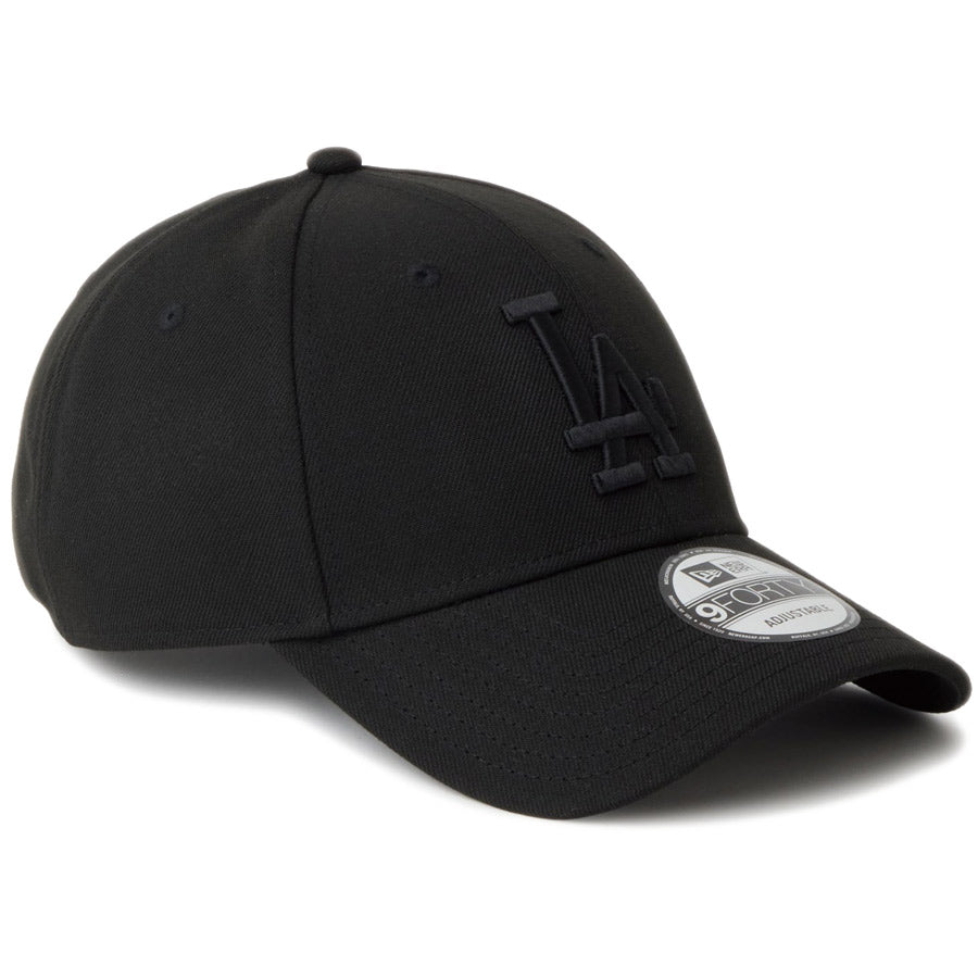 NEW ERA 9FORTY キャップ 右斜め ブラック