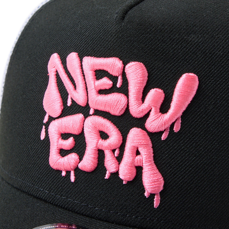 NEW ERA キャップ ロゴ刺繍 Wall Art ディテール