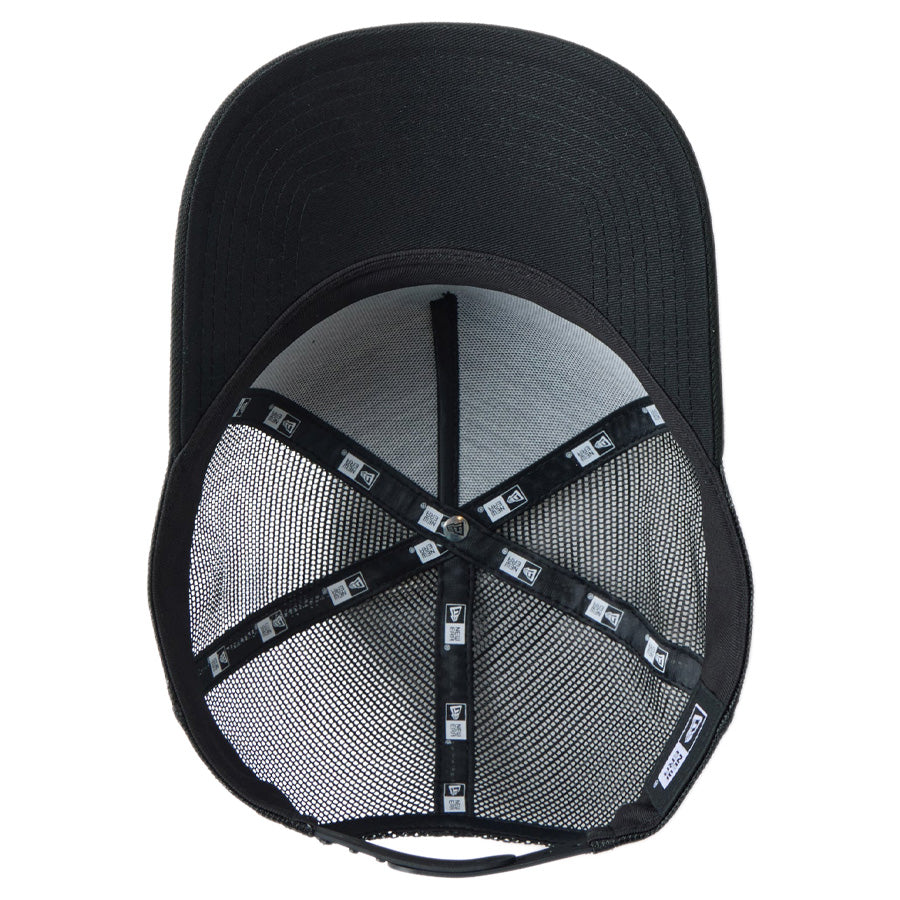 NEW ERA キャップ 内側 構造