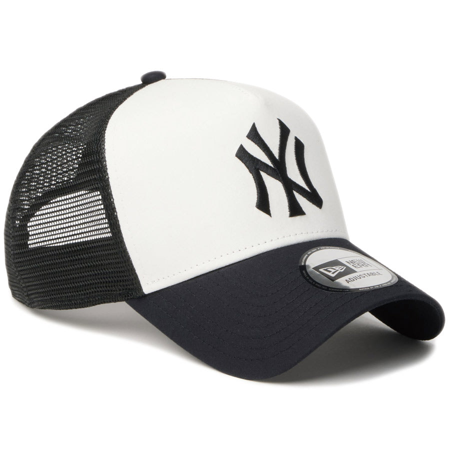NEW ERA 9FORTY キャップ 右斜め