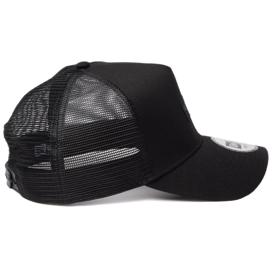 NEW ERA 9FORTY キャップ 右側面 ブラック ゴールド