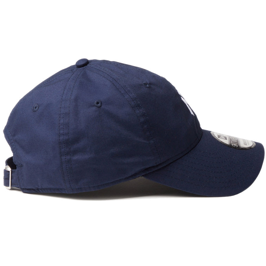 NEW ERA 9TWENTY ネイビー 右側面