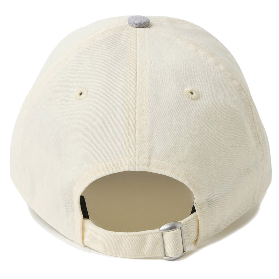 NEW ERA 9TWENTY キャップ 背面 ストラップ