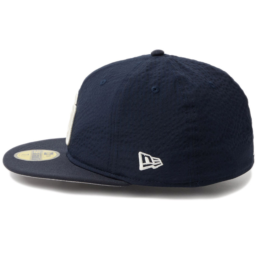 NEW ERA 59FIFTY キャップ 左側面