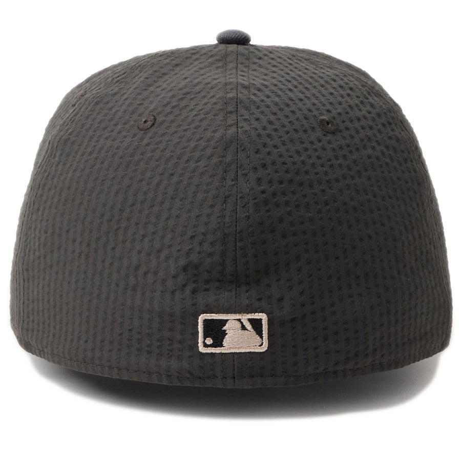 NEW ERA 59FIFTY キャップ 背面