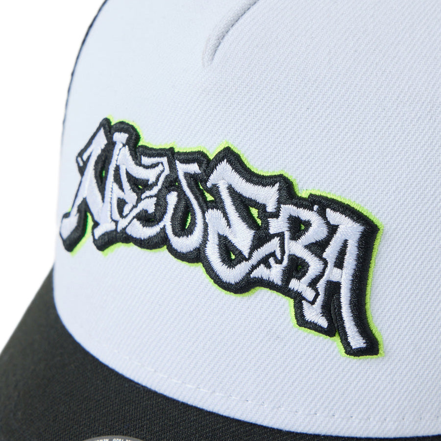 NEW ERA キッズキャップ ロゴ刺繍 グラフィティ