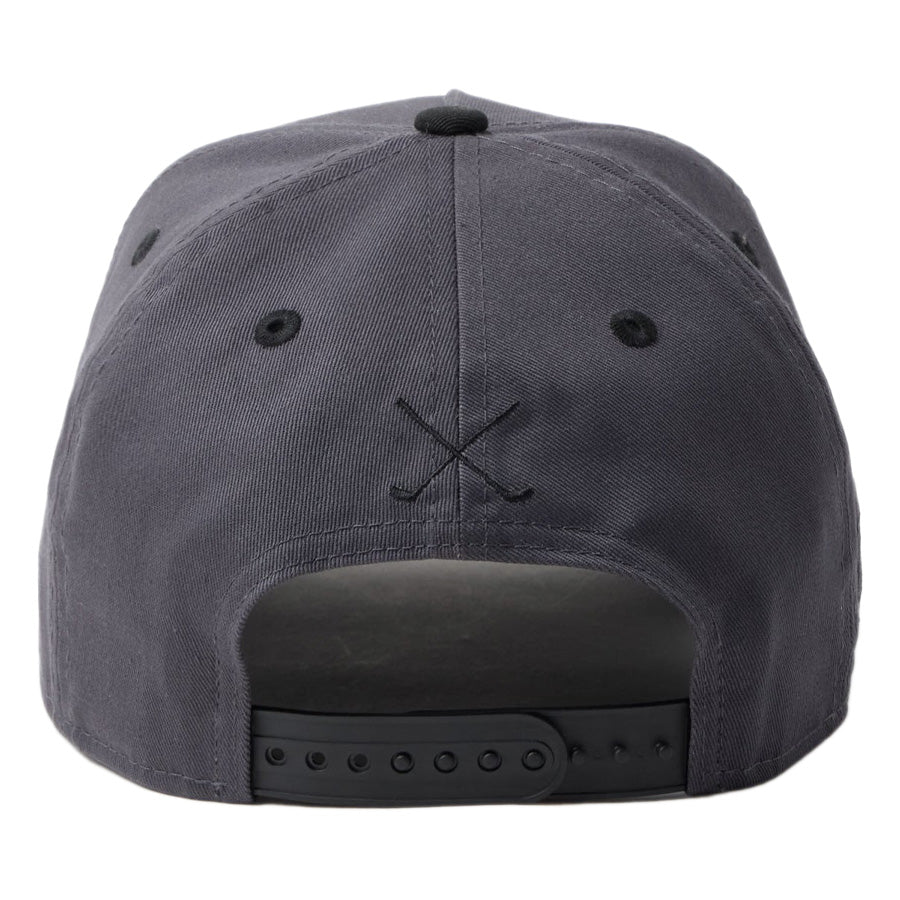NEW ERA キャップ 背面 アジャスター