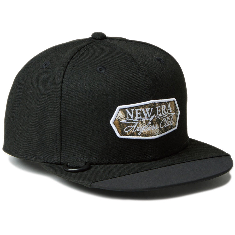 NEW ERA 9FIFTY キャップ ブラック 右斜め