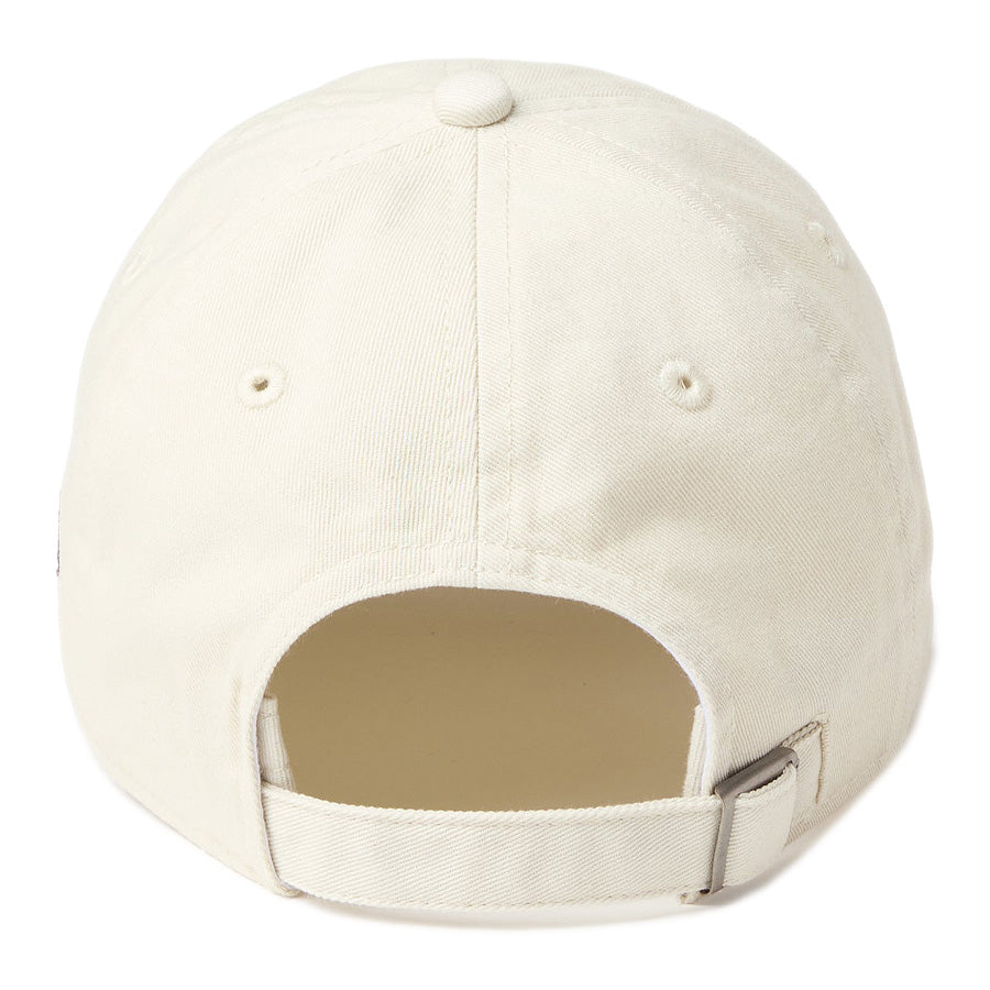 NEW ERA キャップ アイボリー 背面