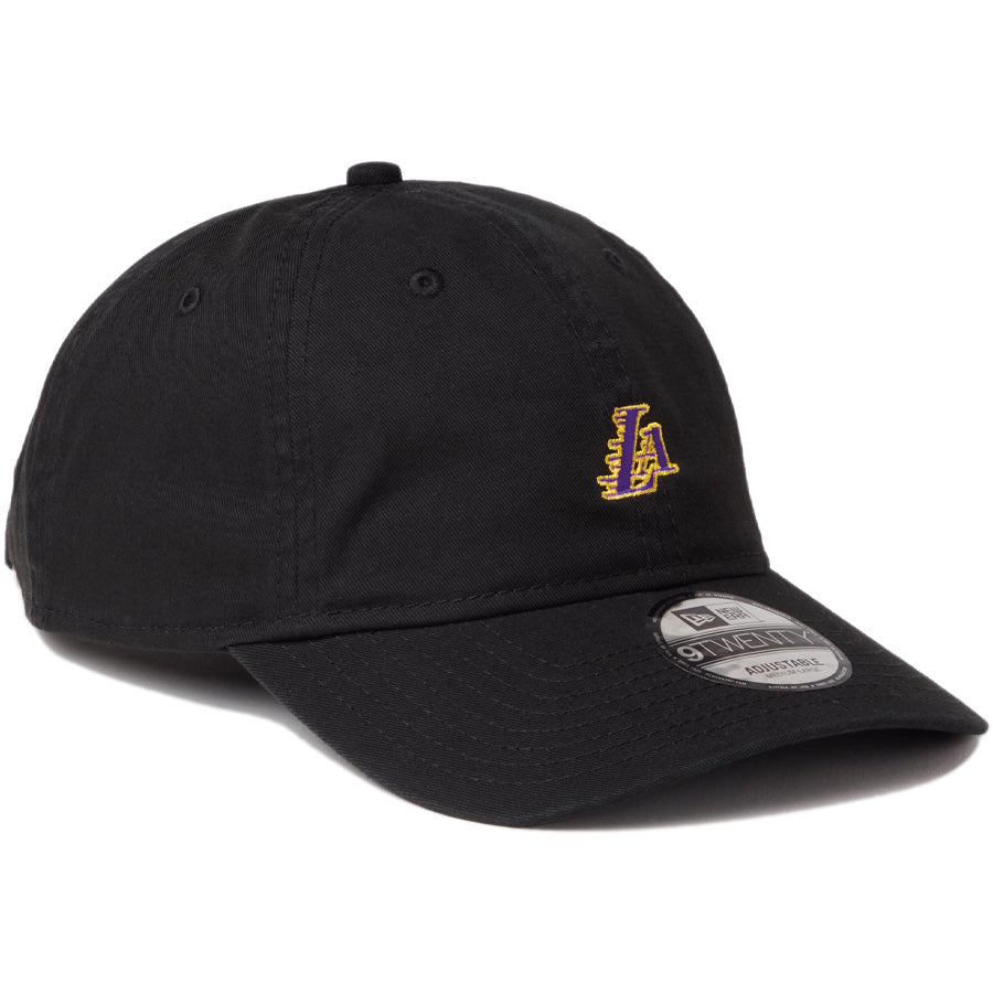 NEW ERA 9TWENTY キャップ 右斜め ブラック