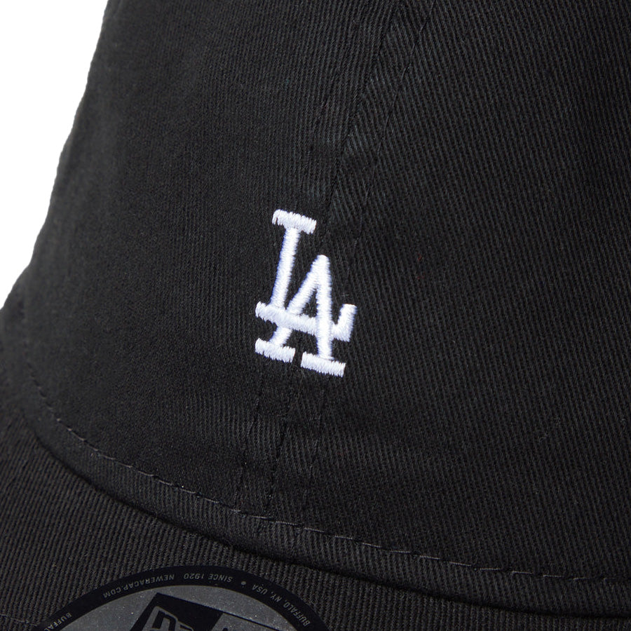 NEW ERA キャップ ミニロゴ刺繍 ブラック
