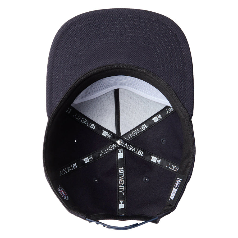 NEW ERA 19TWENTY キャップ 内側