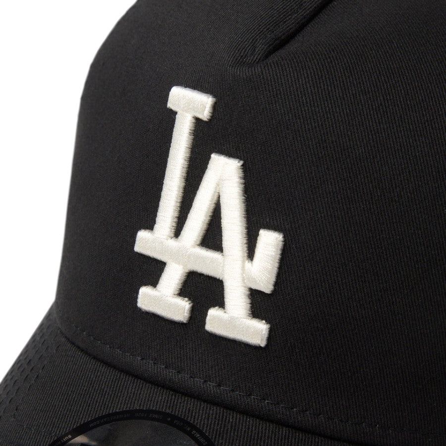 NEW ERA 9FORTY A-Frame トラッカー ドジャース ブラック フロントロゴ刺繍