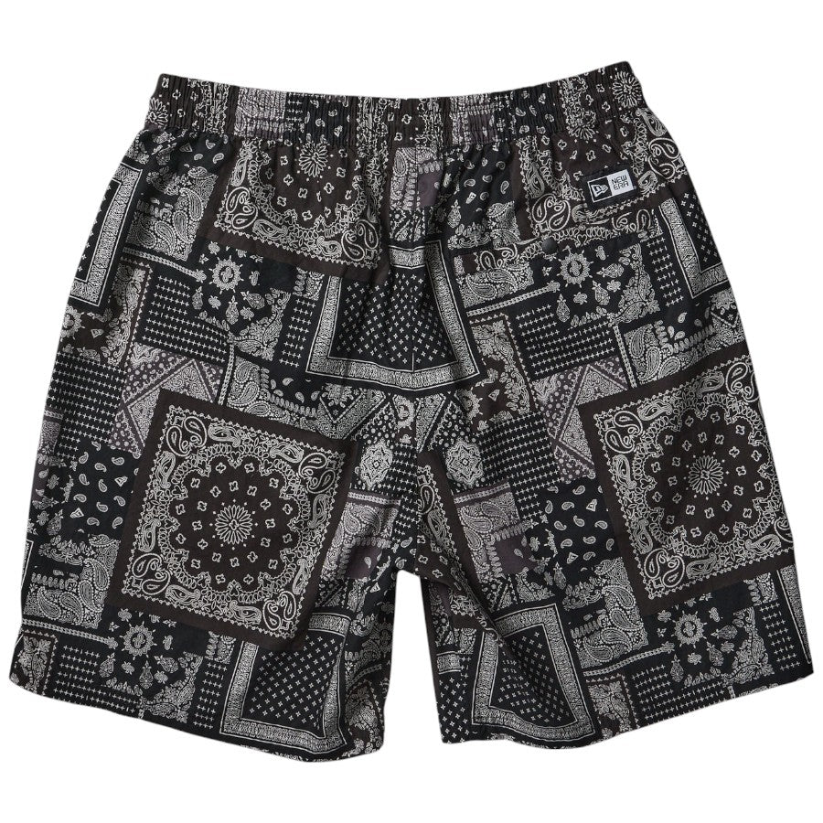 NEW ERA イージー ショートパンツ Oriental Paisley ブラック 背面平置き