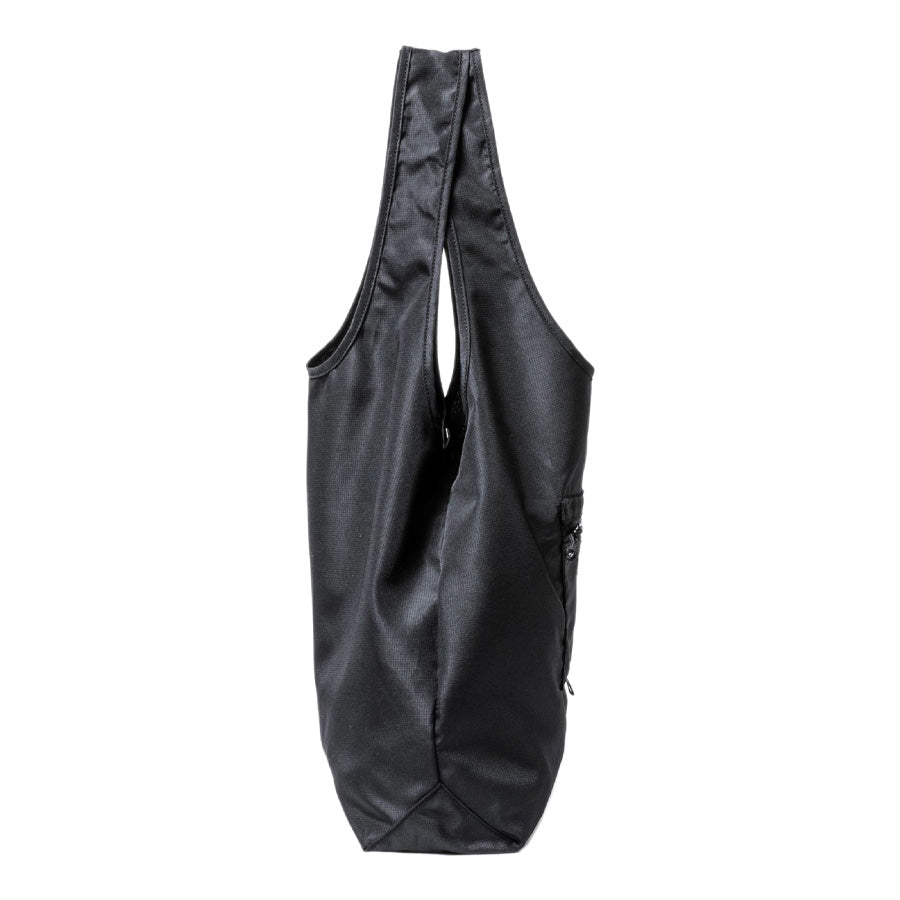 NEW ERA エコトートバッグ 22L パッカブル ブラック 中身入り横向き 14750909