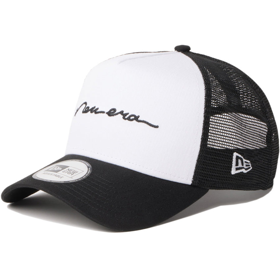 NEW ERA 9FORTY Handwritten Logo ホワイト/ブラック 左斜め