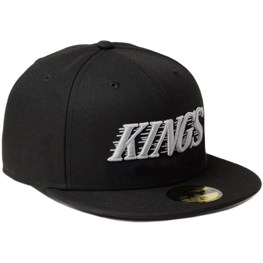 NEW ERA 59FIFTY ロサンゼルス・キングス Script ブラック/クラウド 右斜め