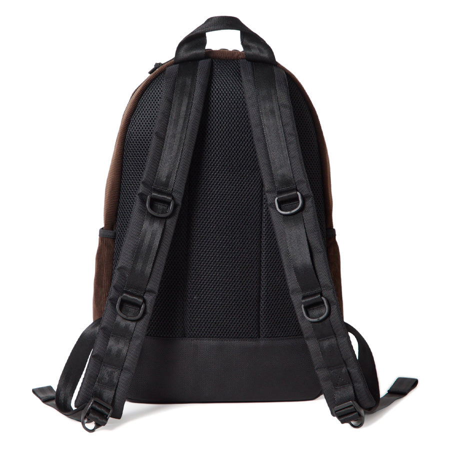 NEW ERA ライトパック 27L コーデュロイ バックパック ウォルナット 背面 15121553