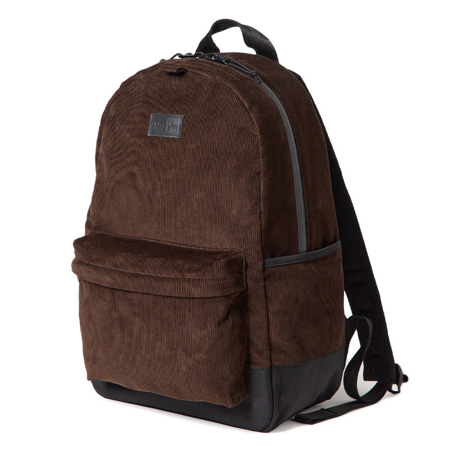 NEW ERA ライトパック 27L コーデュロイ バックパック ウォルナット 左斜め 15121553