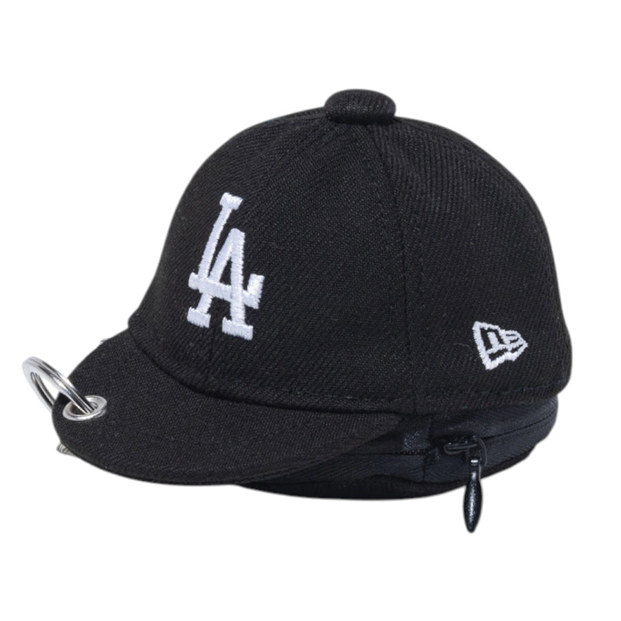 NEW ERA ミニキャップ イヤホンケース ロサンゼルス・ドジャース ブラック 左斜め 平置き 15206543