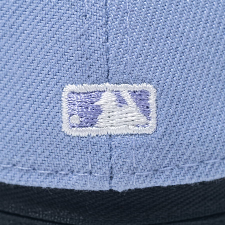 NEW ERA ミニキャップ イヤホンケース ニューヨーク・ヤンキース アイリスフラワー バッターマンロゴ刺繍 15206538
