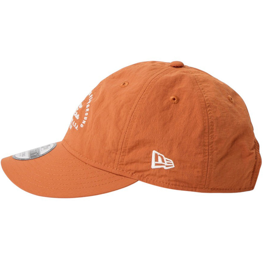 NEW ERA（ニューエラ）NEフラッグ刺繍 ラストオレンジ 左サイド