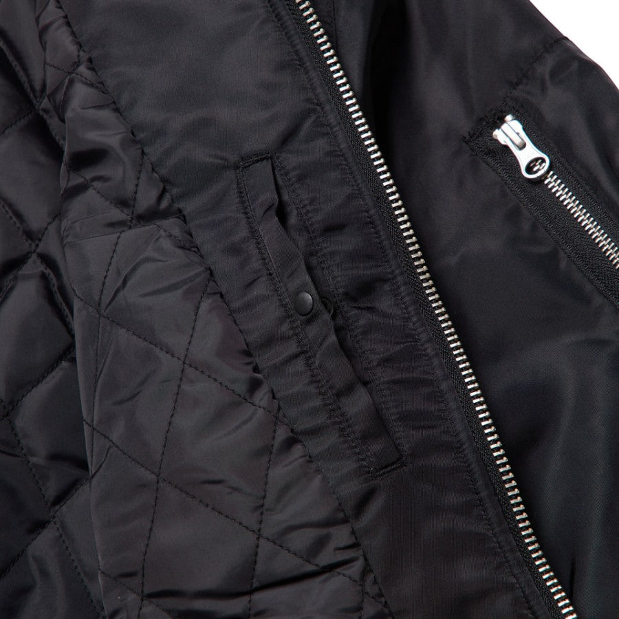 NEW ERA ナイロン ボンバージャケット レザーパッチ MA-1 ブラック 内側ポケット詳細 15129335