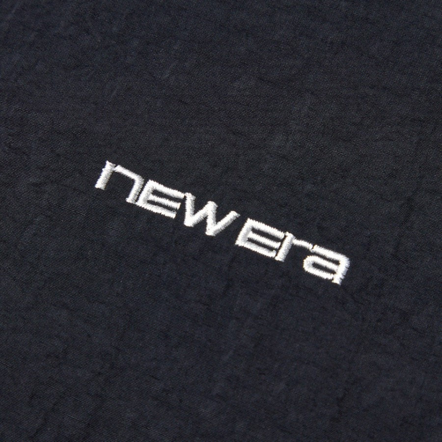 NEW ERA（ニューエラ）ナイロン コーチジャケット ブラック 左胸ロゴ刺繍 15129333