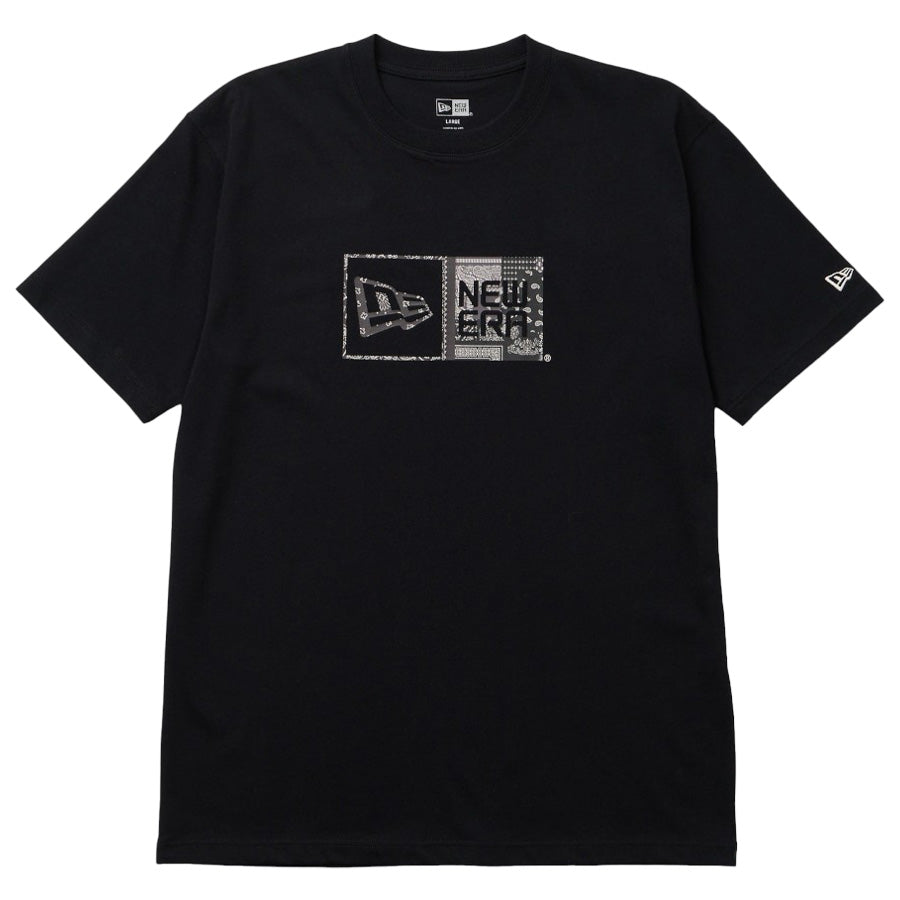 NEW ERA Oriental Paisley ボックスロゴ Tシャツ ブラック 正面平置き