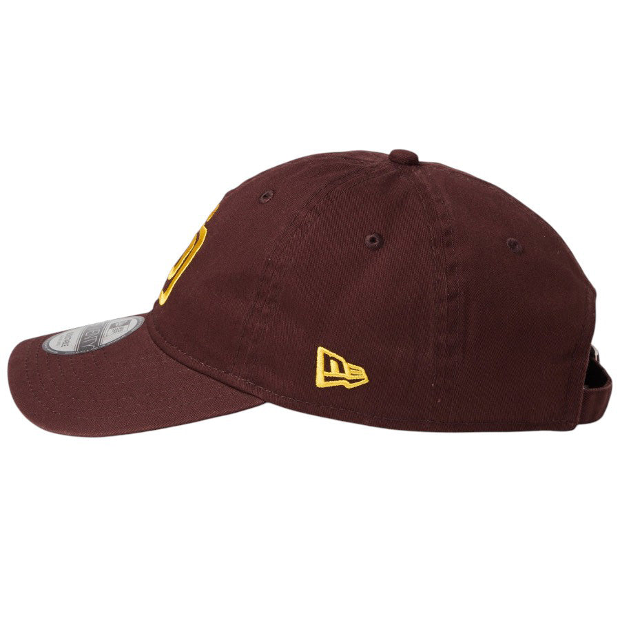 NEW ERA 9TWENTY ウォッシュドコットン サンディエゴ・パドレス バーントウッド マニラ 左側面 NEフラッグロゴ刺繍