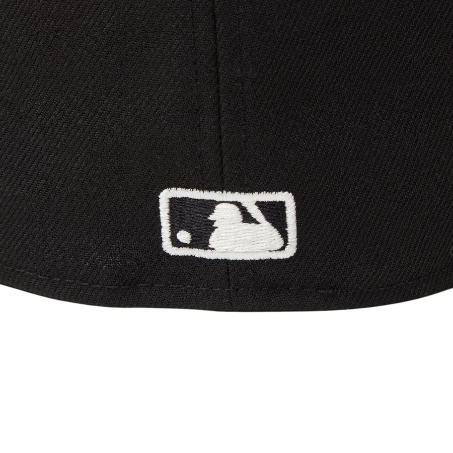 NEW ERA Pillbox ピルボックス ニューヨーク・ヤンキース キャップ ブラック バッターマンロゴ刺繍詳細 15136893