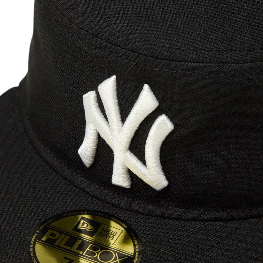 NEW ERA Pillbox ピルボックス ニューヨーク・ヤンキース キャップ ブラック フロントロゴ刺繍詳細 15136893