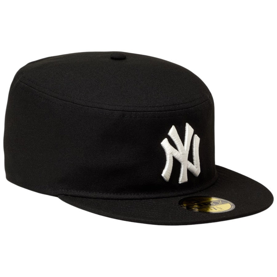NEW ERA Pillbox ピルボックス ニューヨーク・ヤンキース キャップ ブラック 右斜め向き 15136893