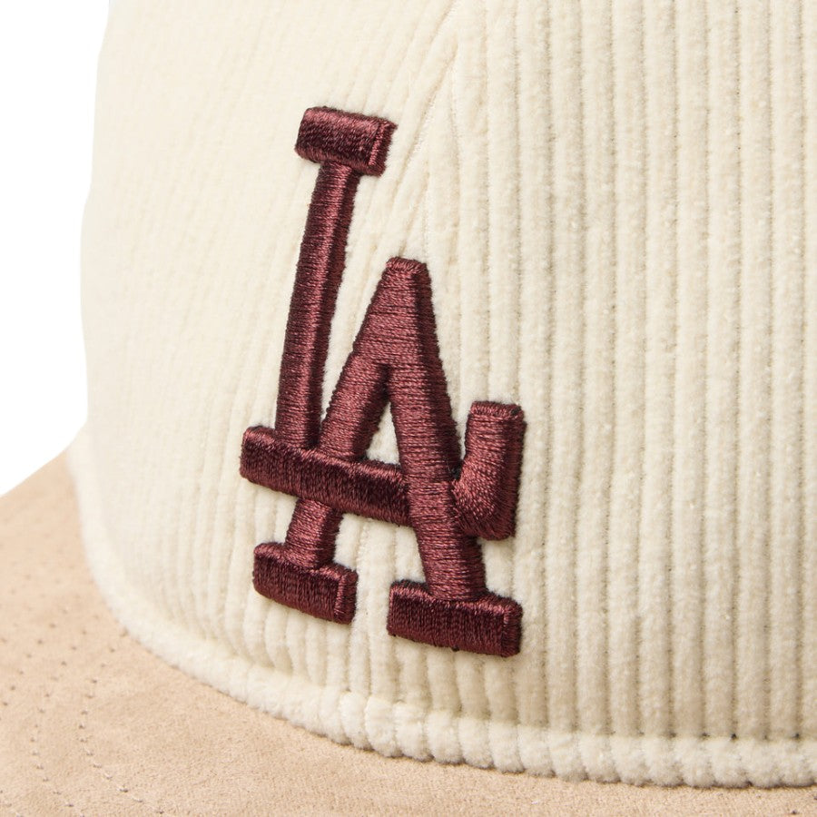 NEW ERA RC 9FIFTY コーデュロイ ロサンゼルス・ドジャース キャップ アイボリー/ベージュ フロントロゴ刺繍詳細 15136889