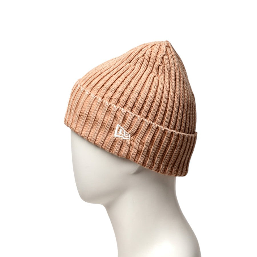 NEW ERA リブ カフニット MLB Italian Wash サンディエゴ・パドレス ニットキャップ ベージュ マネキン着用 左向き フラッグロゴ刺繍 15119607