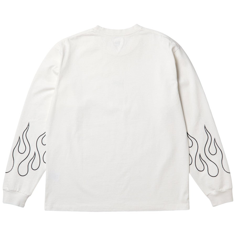 NEW ERA 長袖 ウォッシュド コットン Tシャツ The Flame オフホワイト 背面 15129336
